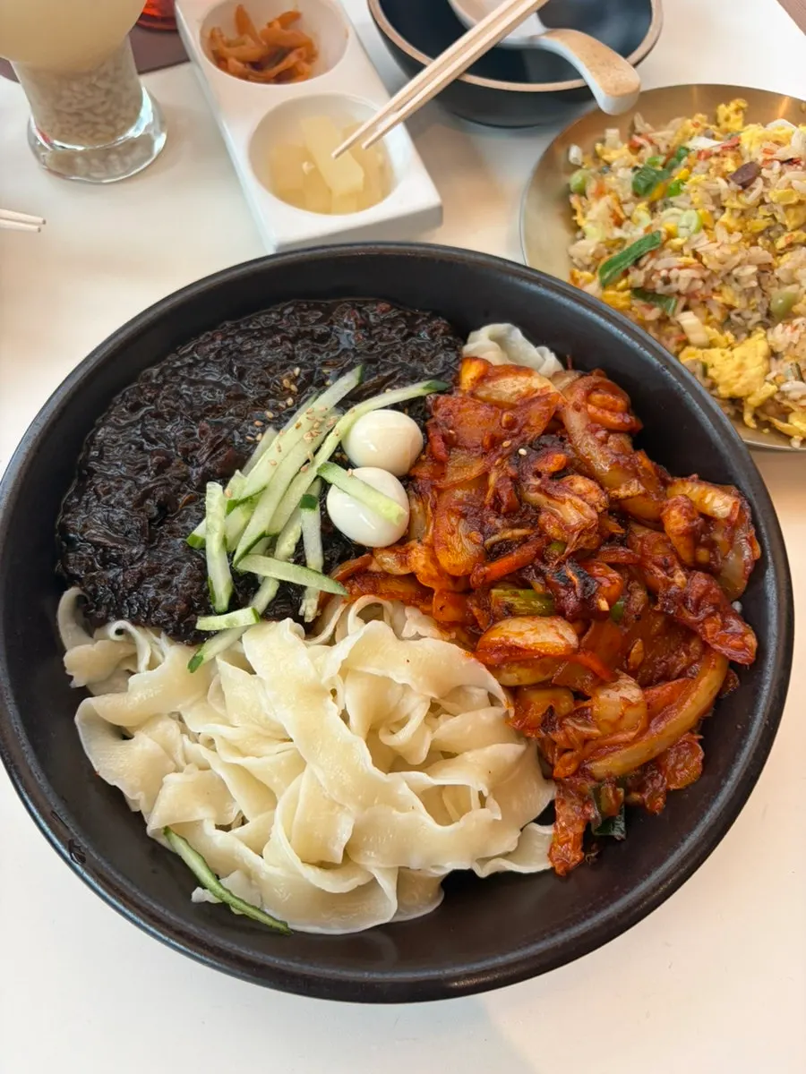 Full spread of samjjamyeon and tangsuyuk from the 2-person set
