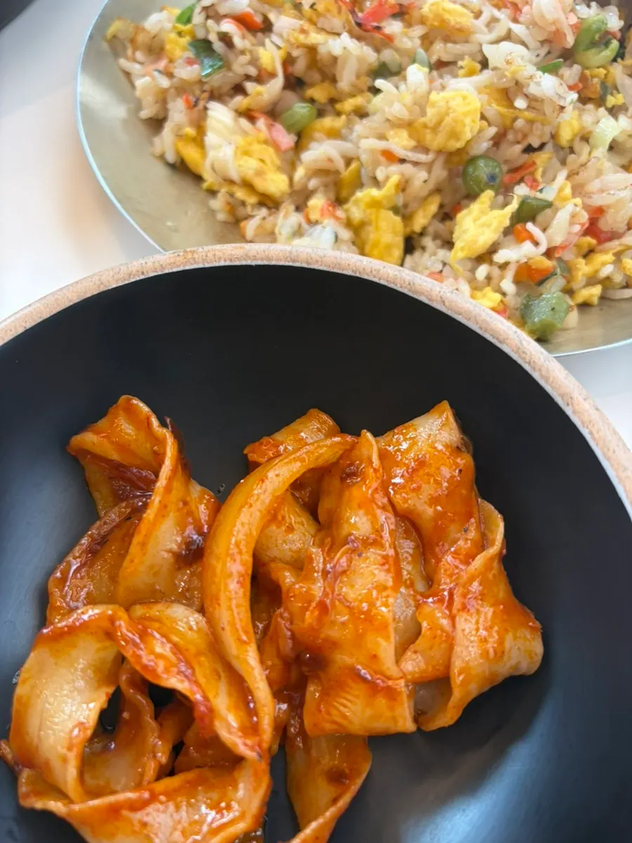 Noodles mixed with smoky stir-fried squid sauce