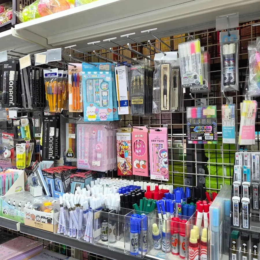 Browsing products at On Saenghwal