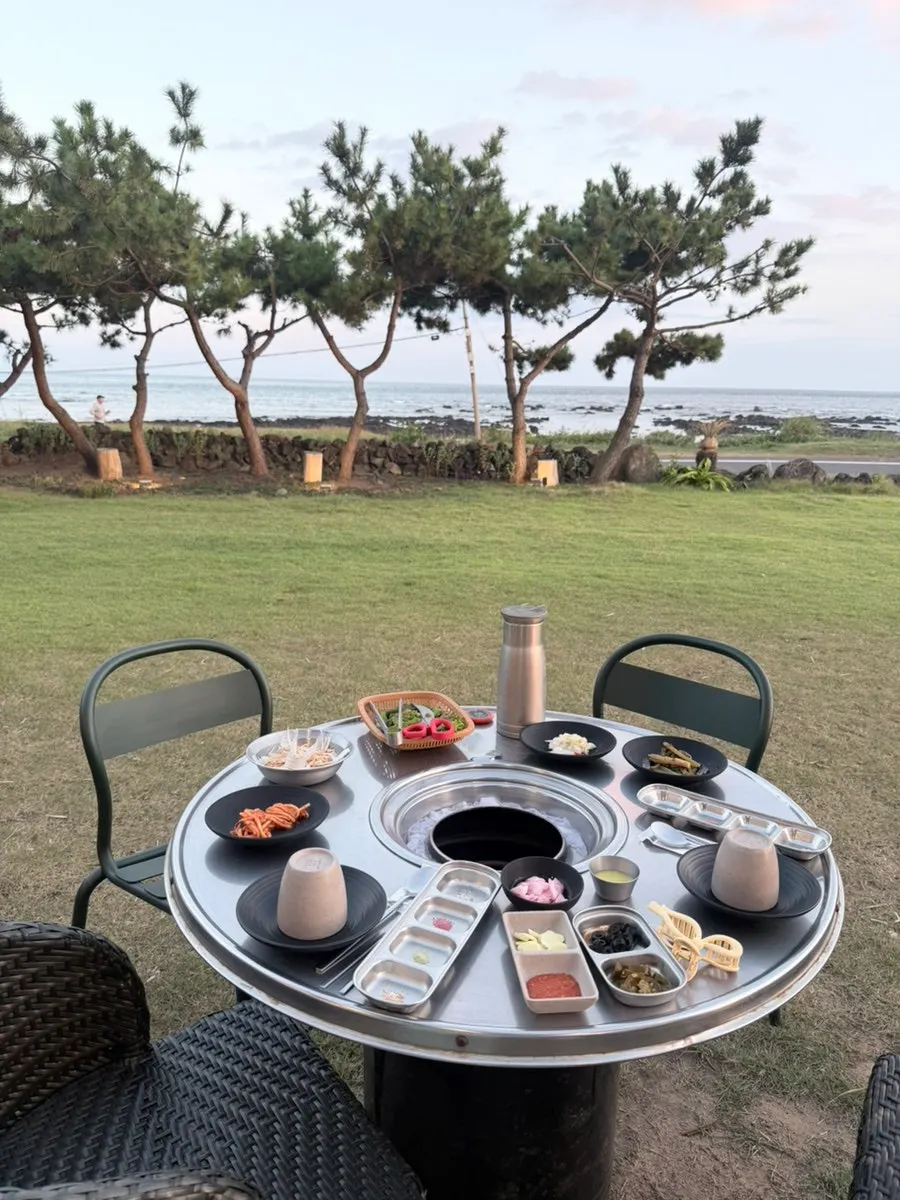 Group seating suitable for family gatherings