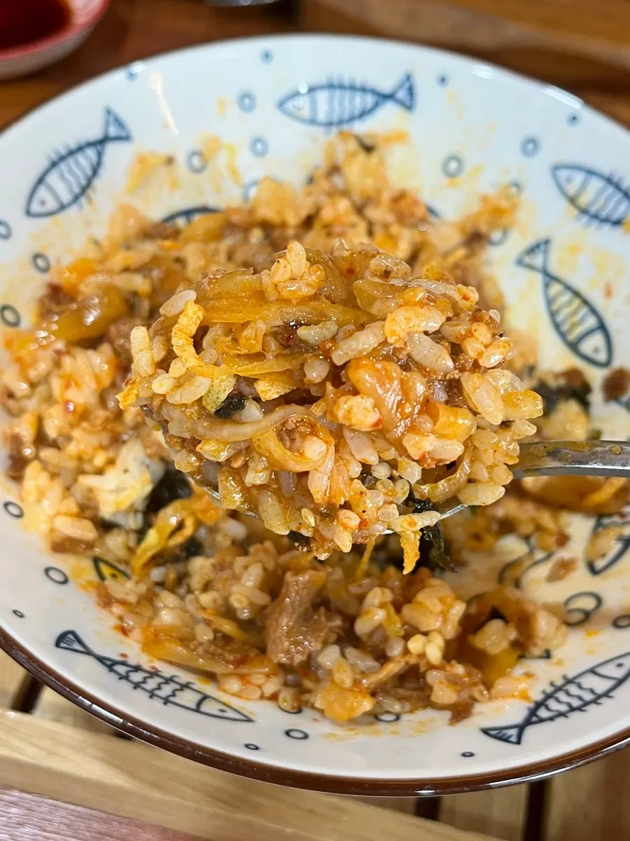 Spicy pork rice bowl for breakfast