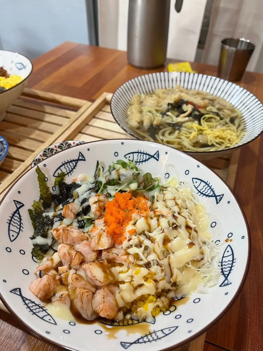 Grilled salmon cream mayo rice bowl set