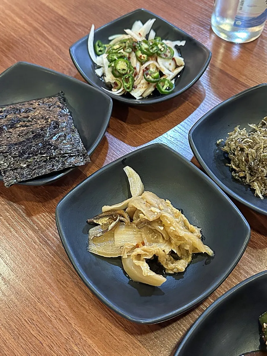 Soy-marinated shrimp served in Tamra Hansang's set