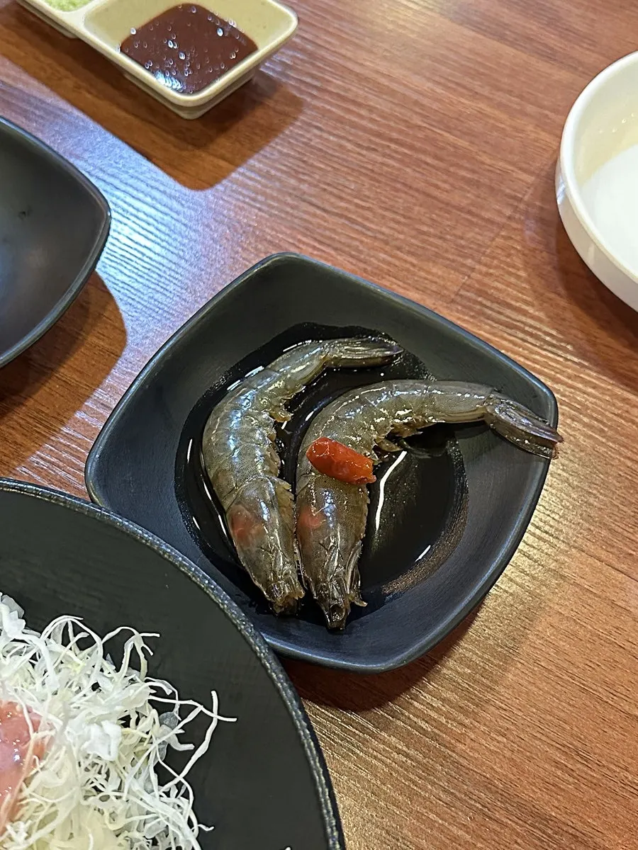 Salad served as a basic side dish at Tamra Hansang