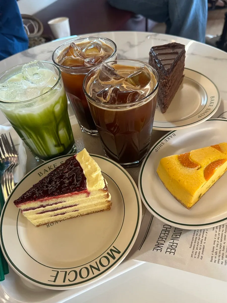 Ordered drinks and desserts at Monocle Jeju