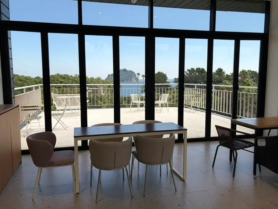 Café seating with an outdoor terrace