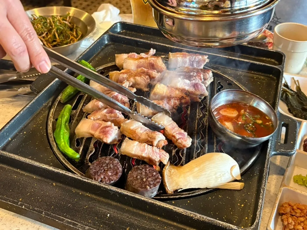 돈사향 올레시장본점 흑돼지 오겹살 대표 사진