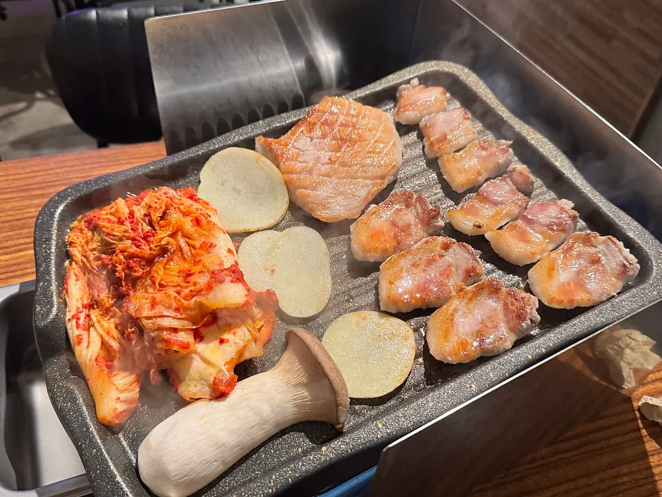 Final table spread with the fried rice