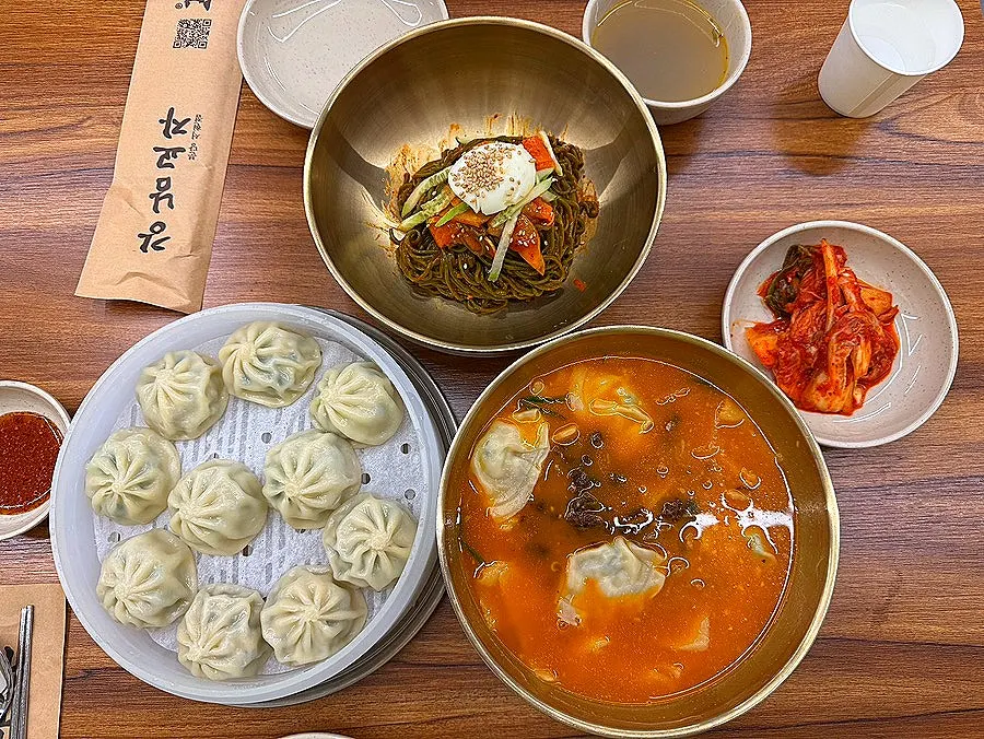 A hot soup dish that comes to mind on a chilly day