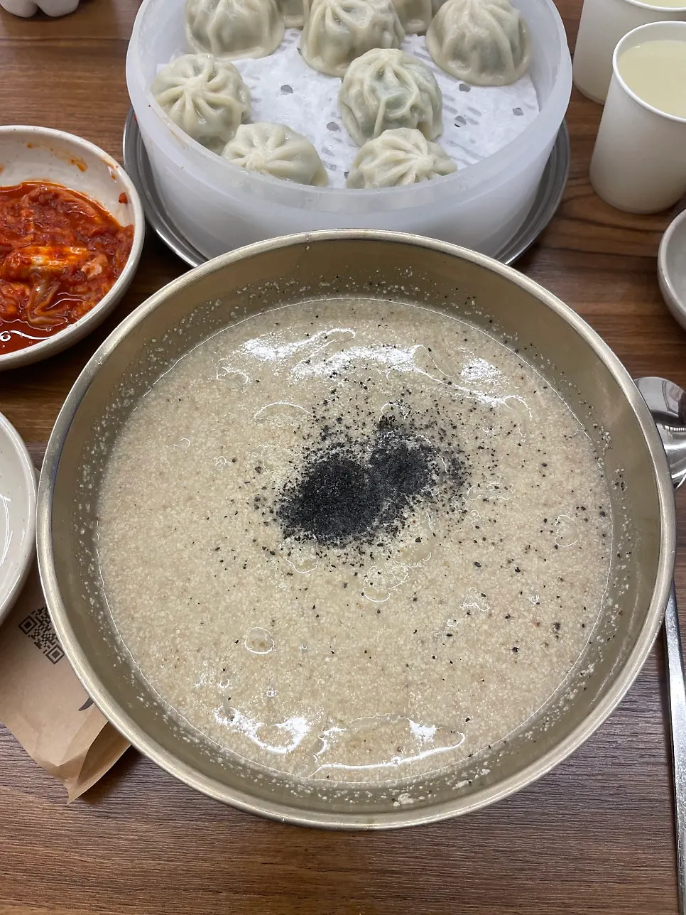 A bowl of perilla sujebi at Gangnam Gyoja Bundang Seohyeon Branch
