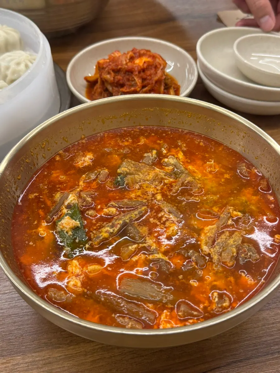 A filling bowl of dakgaejang