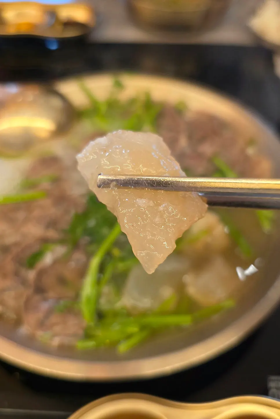 야들한 아롱사태 수육