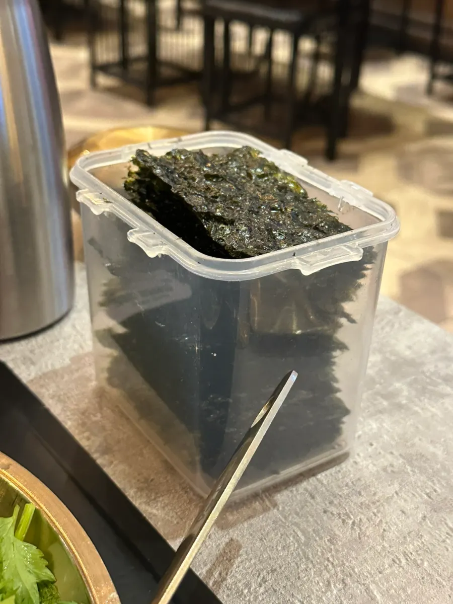 옛날 식기와 잡곡밥 상차림