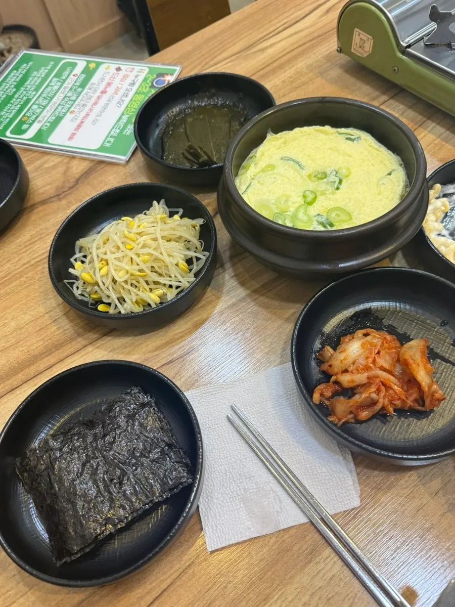 Table set up after ordering mild spicy galbijjim