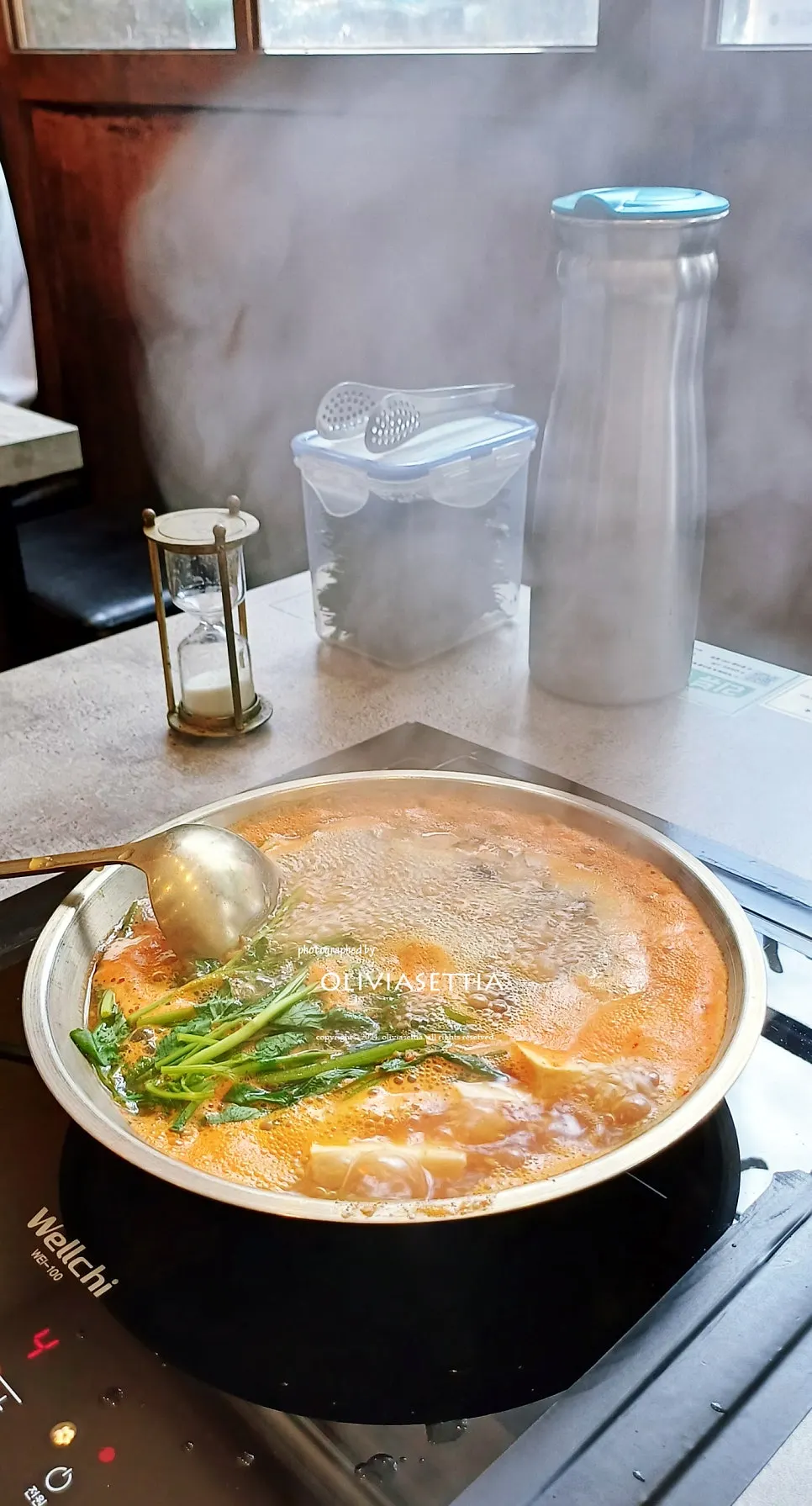 우렁 된장전골과 수육전골 메뉴