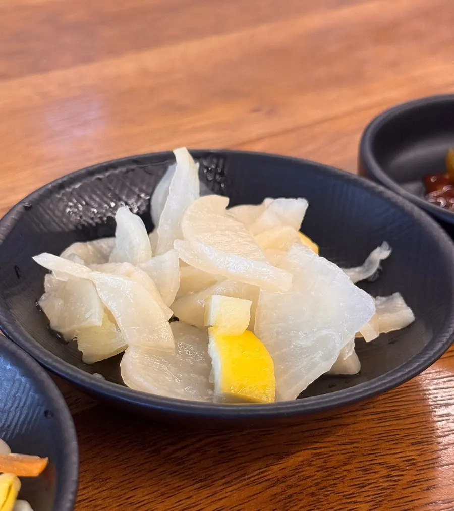 A generously filled plate of yukhoe