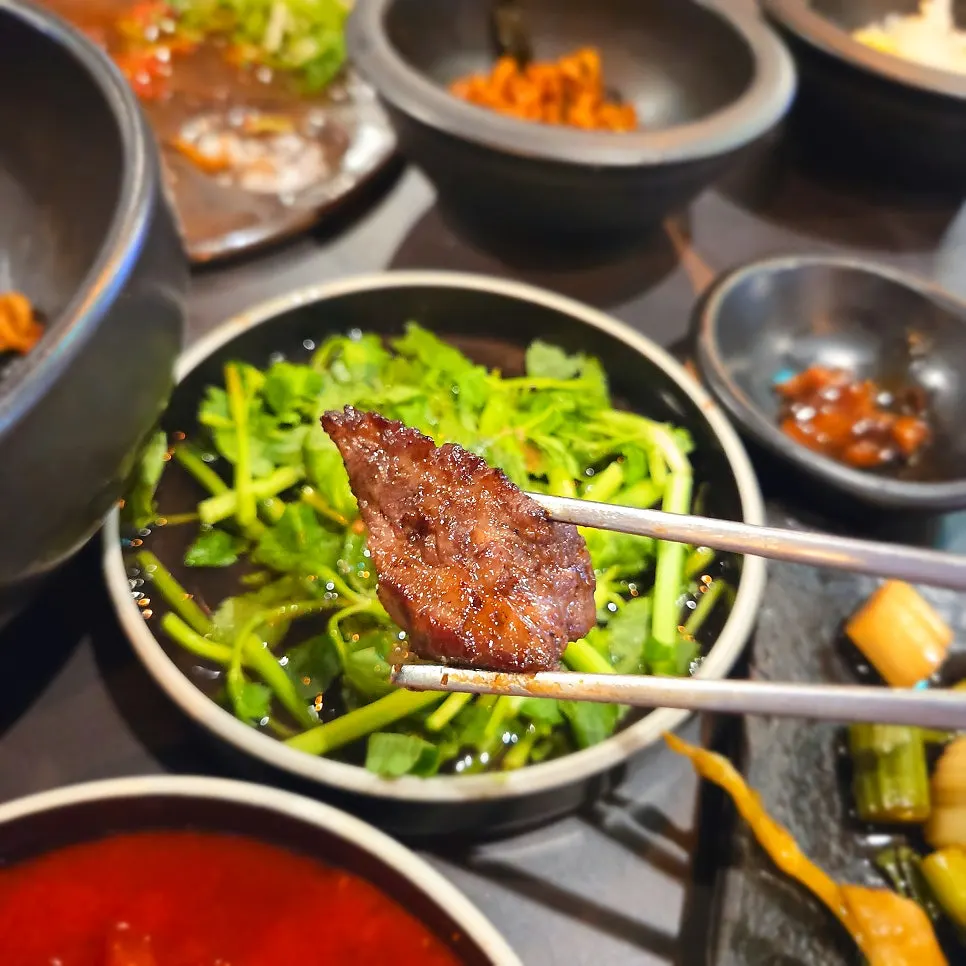 Grilled seasoned short rib