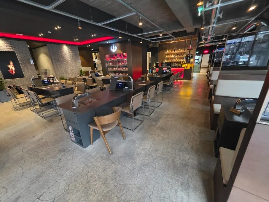 Spacious interior of Sutbul Seonghwa