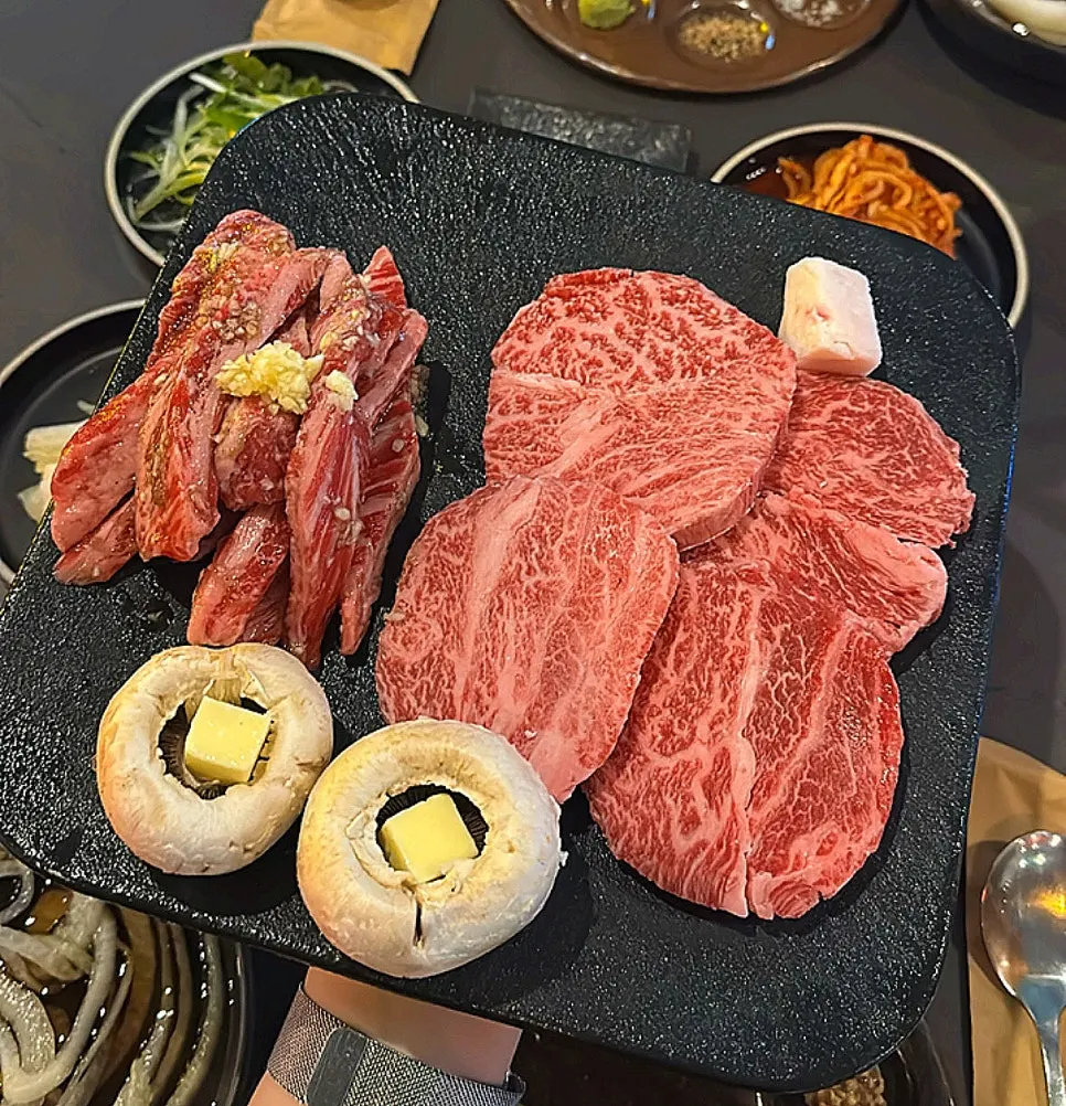 석촌호수 근처 숯불성화 방문 첫 사진