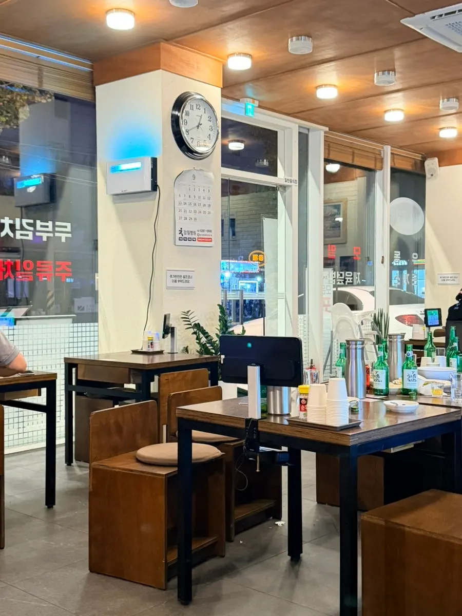 Entrance of Haengbokhan Udon Gage Seokchon Lake Branch