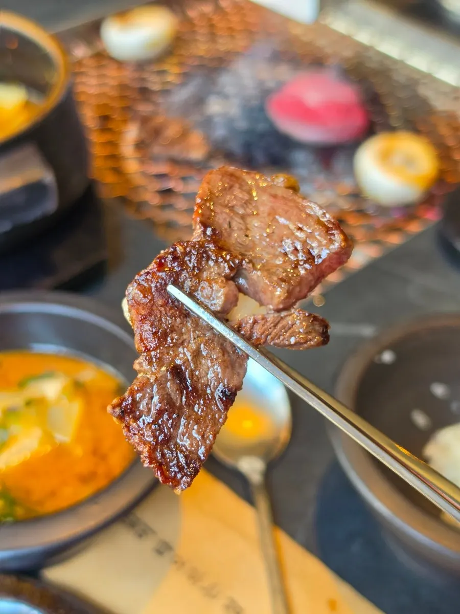 Sirloin pre-grilled by staff