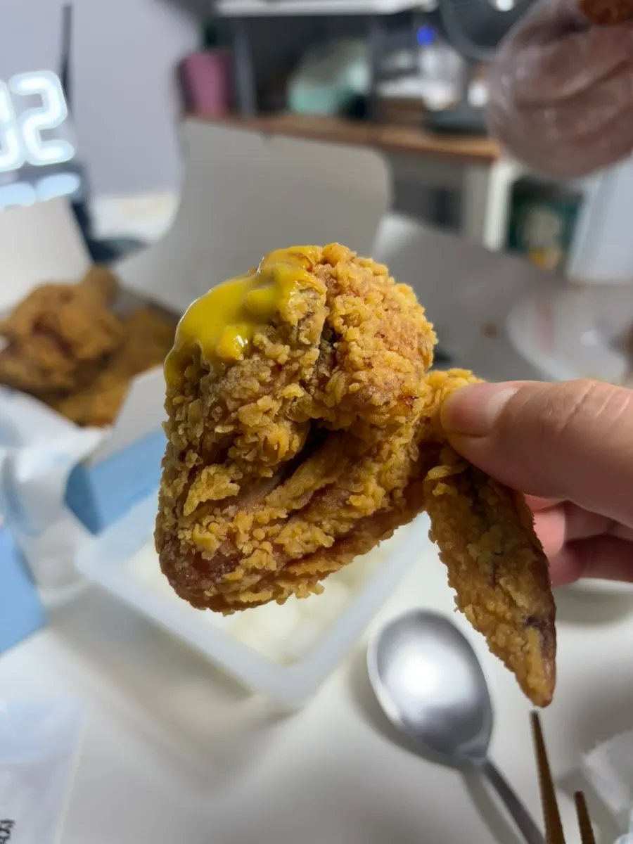 눅눅하지 않은 양념치킨 클로즈업
