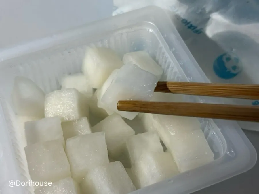 크리스피 치킨과 치킨무
