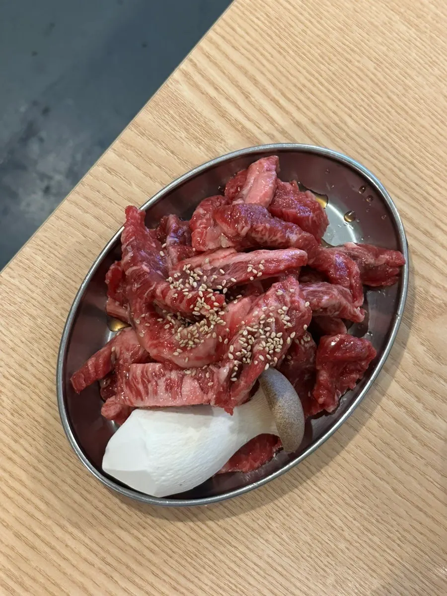 500g of marinated beef galbisal served on a plate