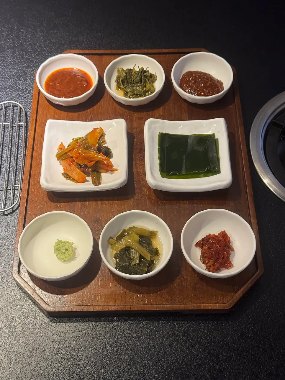 넓고 쾌적한 석옥갈비 내부 좌석