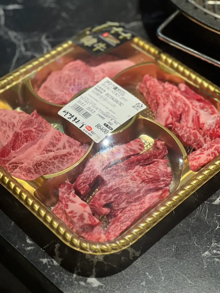 Display counter of pick-your-own female hanwoo beef