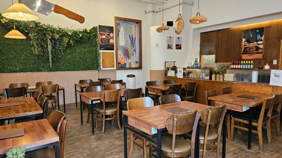 Wood-tone interior of Seoreojeong Munji Branch