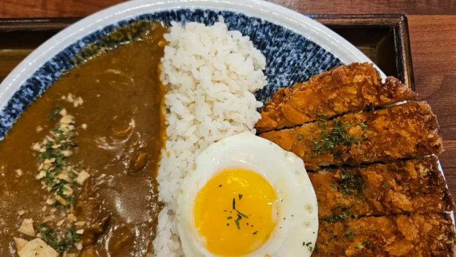 Cross-section of the pork cutlet