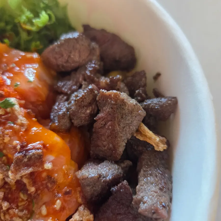 Added steak topping on poke