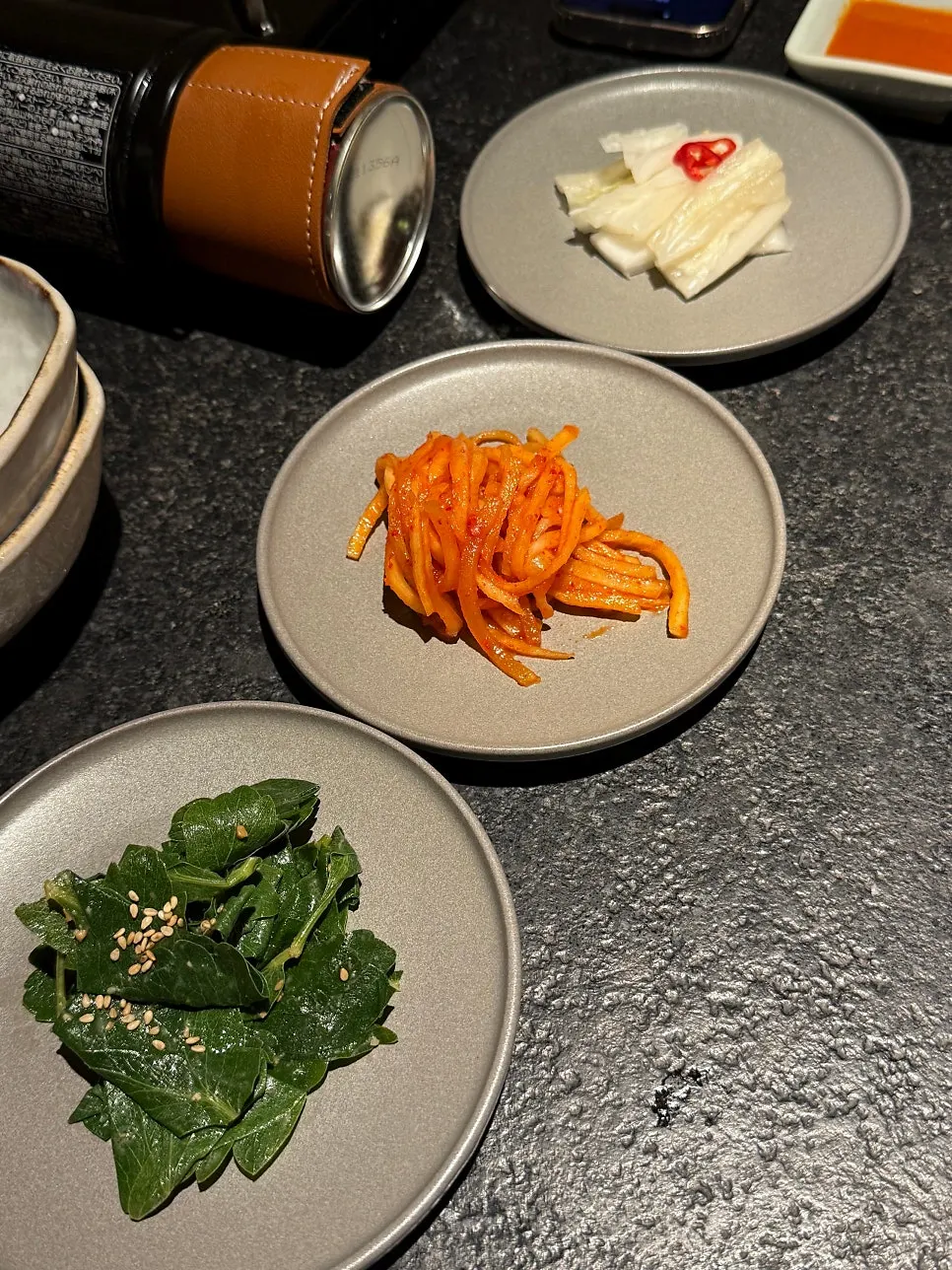 烤得焦黄的深木盐烤鳗鱼