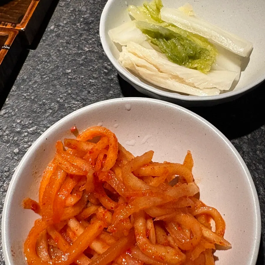 Ordering an eel rice bowl and Yebisu draft beer
