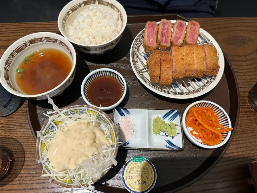 Texture comparison of tenderloin and striploin gyukatsu