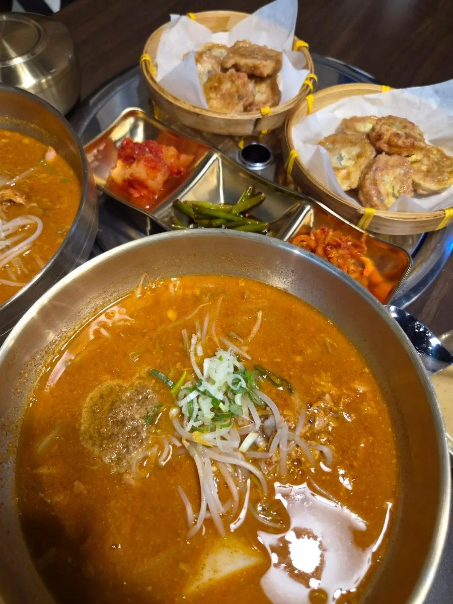 혼밥용 순살감자탕 한상