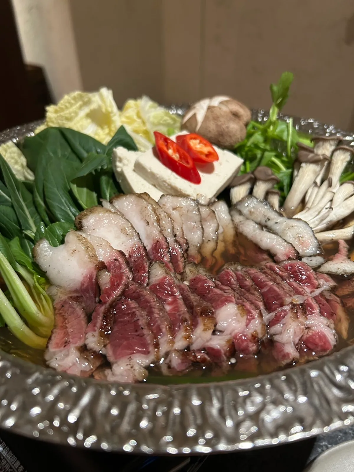 Manmok’s signature eel rice bowl and Korean beef hot pot