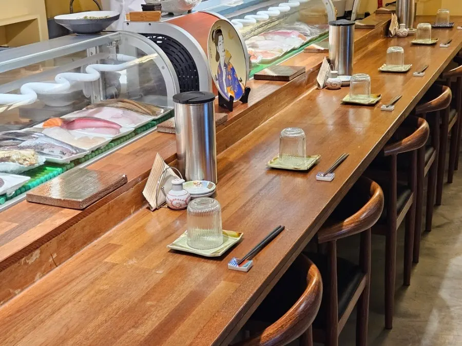 Sakai's counter seating and lighting