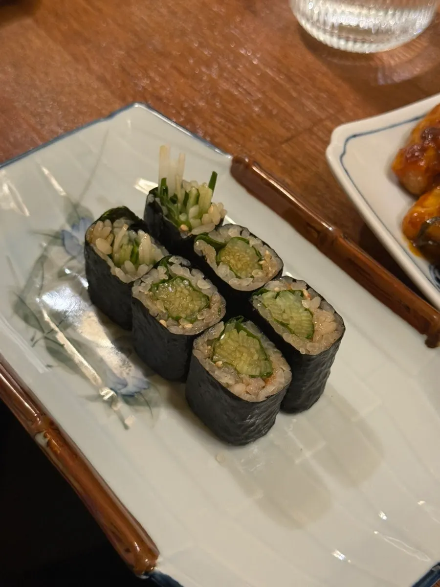 Kyuri hosomaki with cucumber and ume-shiso
