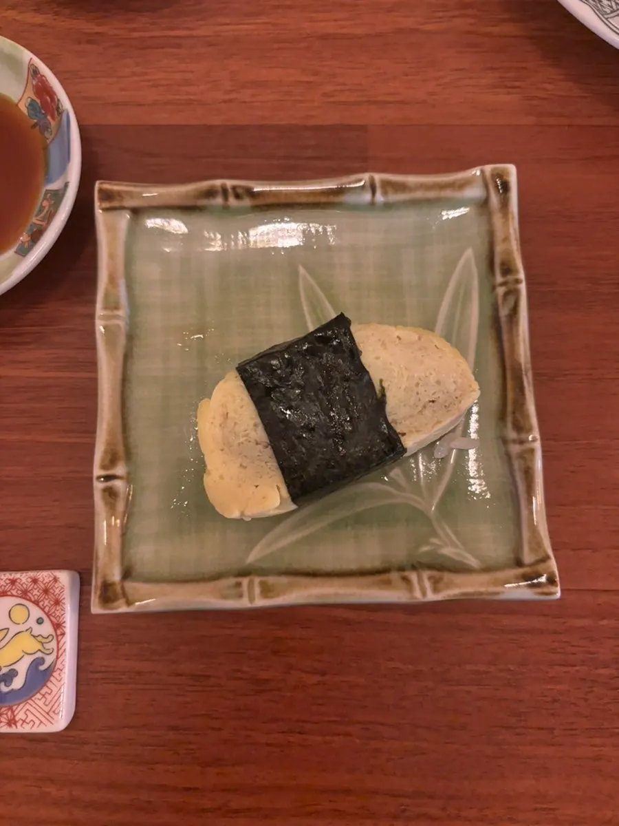 Mackerel sushi with rich flavor