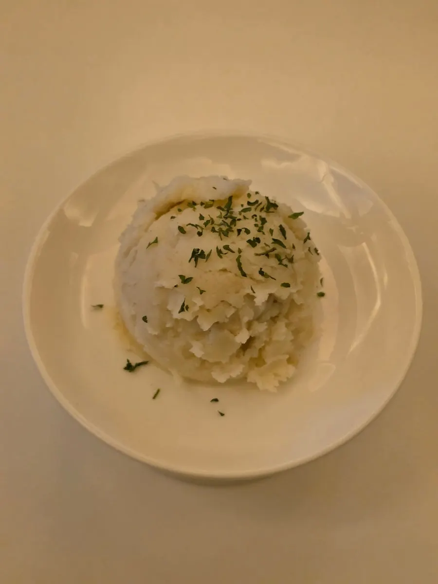 Menu segelas makgeolli selepas kerja