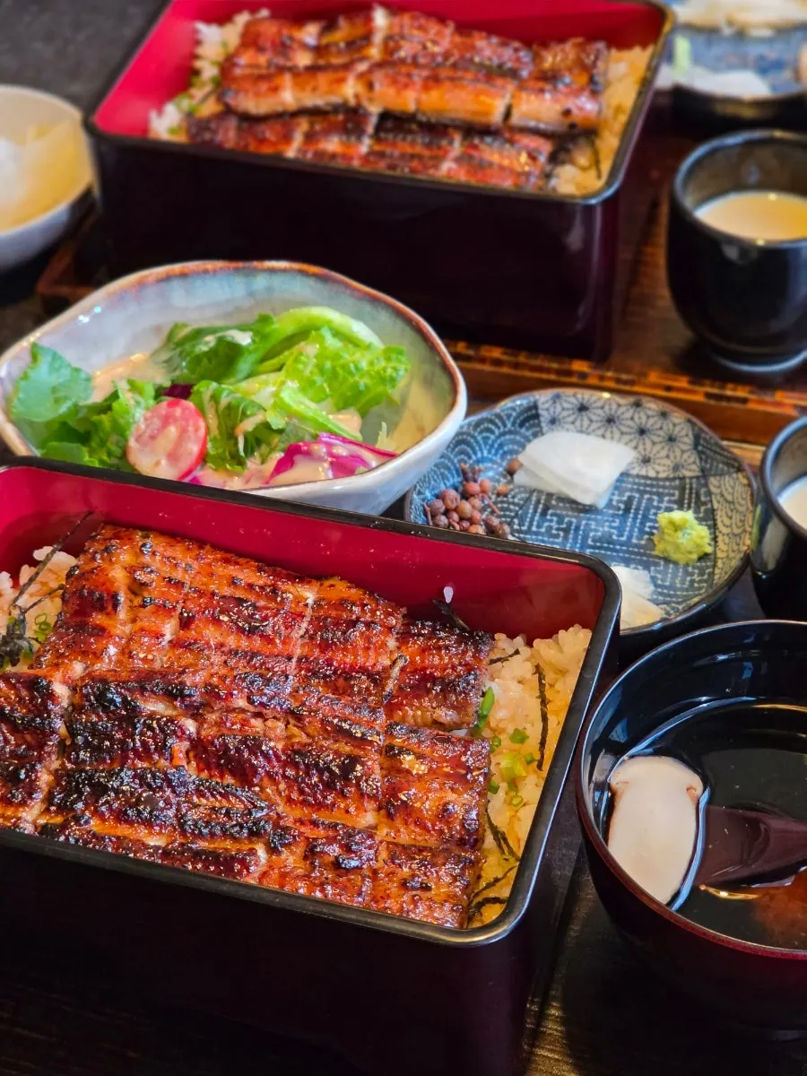 Manmok's Kanto-style eel rice bowl