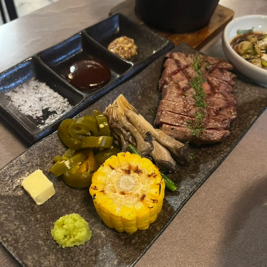 프리미엄 부채살 스테이크 플레이팅