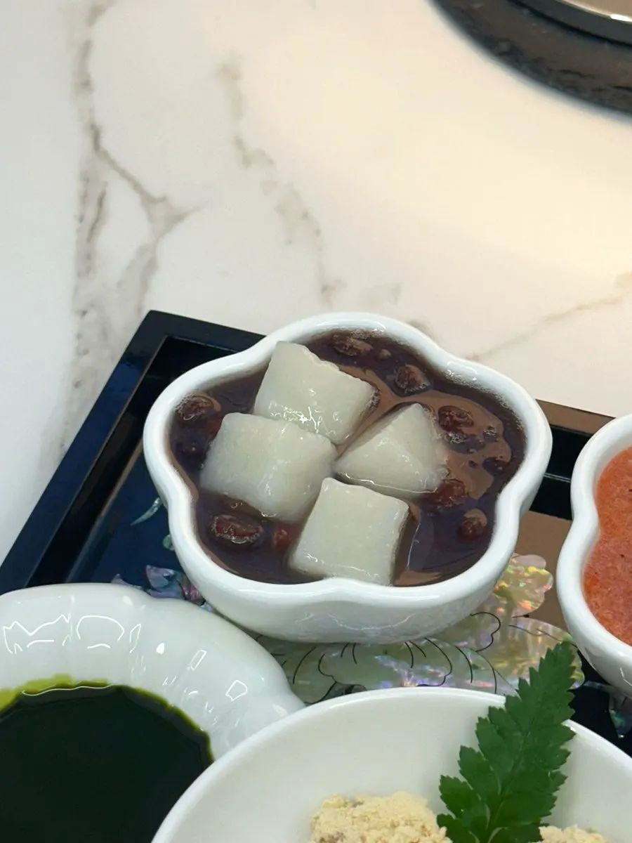 바질토마토 과일청 빙수 토핑