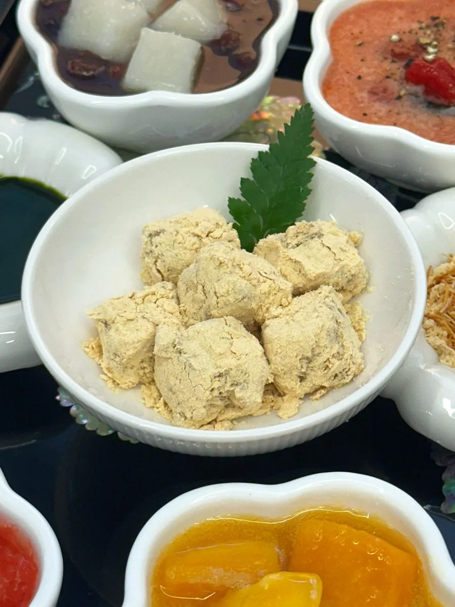 팥과 인절미 빙수 토핑