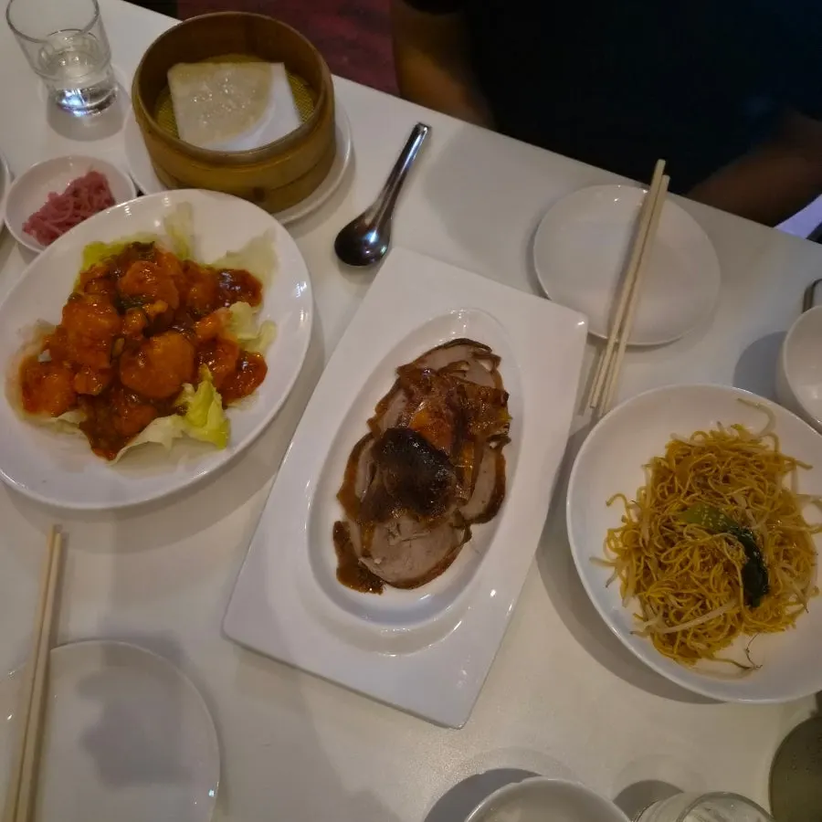 야빙 전병과 북경오리 한 상