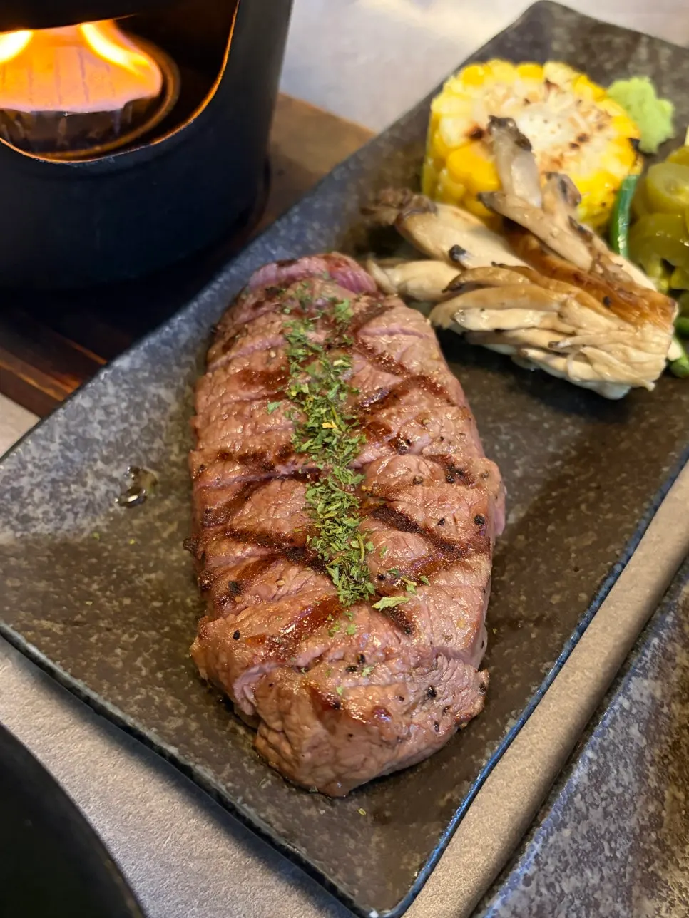 Two rounds of steak in the Pujim Set