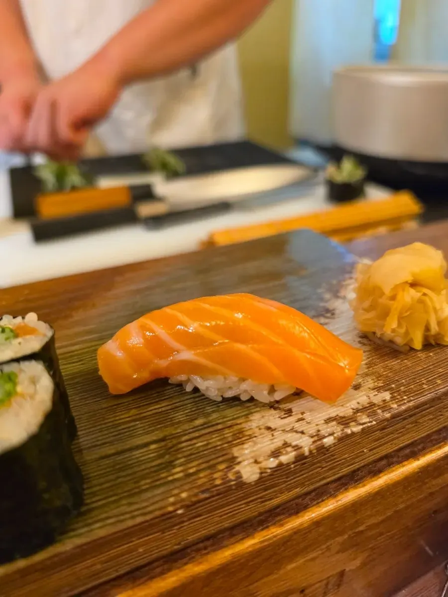 Nigiri ordered piece by piece at Sakai