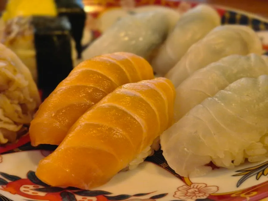 A plate of Sakai's hand-picked nigiri